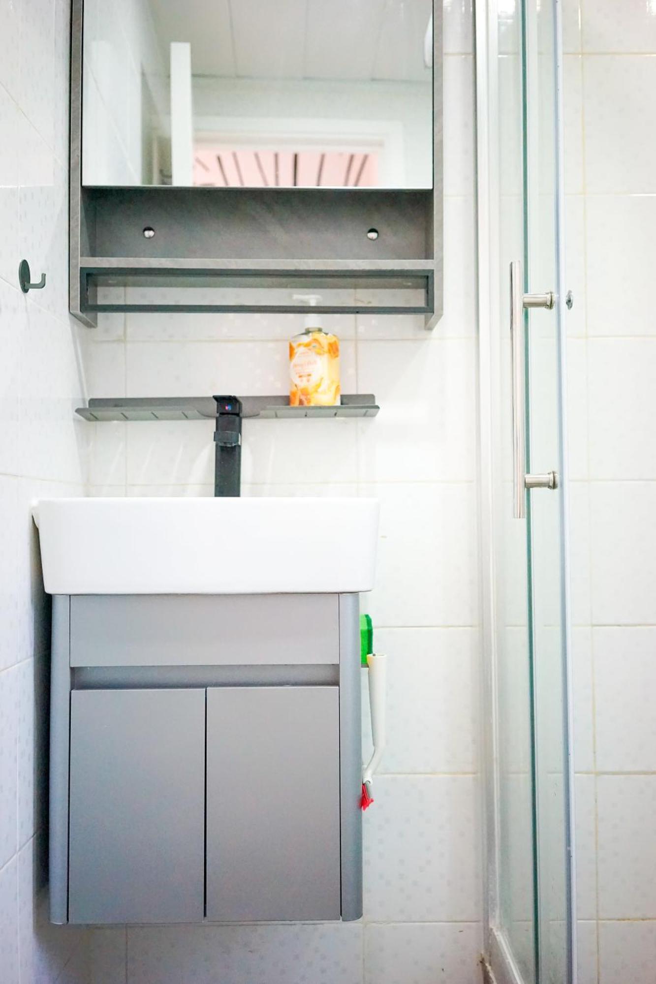 Student Accommodation - 292 Hennessy Road Χονγκ Κονγκ Εξωτερικό φωτογραφία